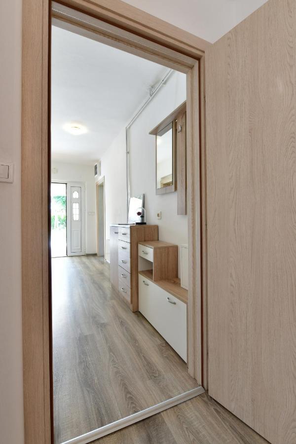 Apartman Dorijan Rakovica Luaran gambar